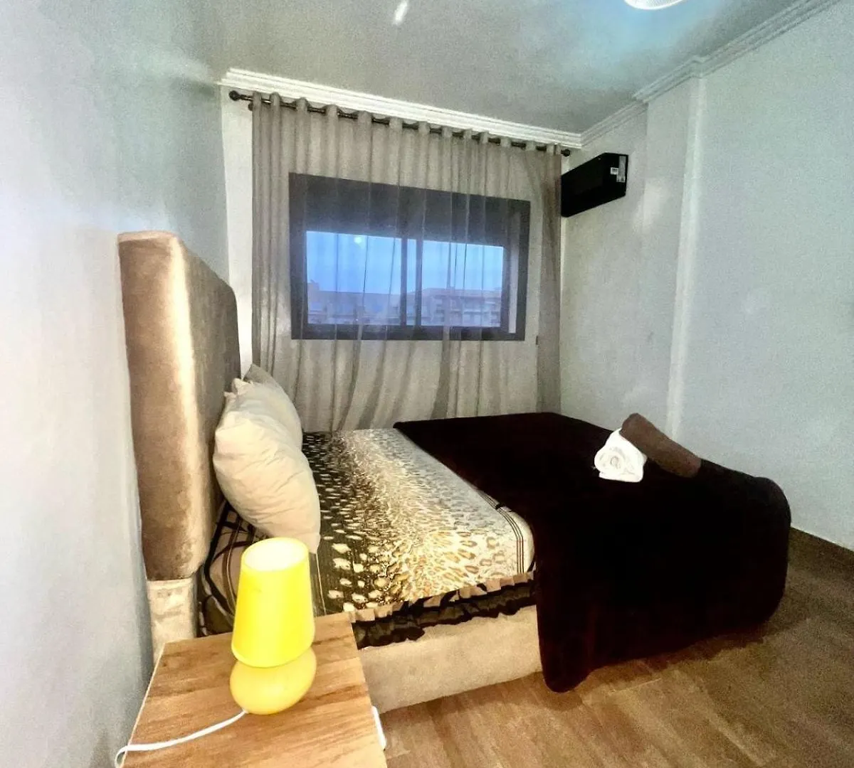 Appartement Centrale Moderne Avec Piscine Hivernage Gueliz 마라케시